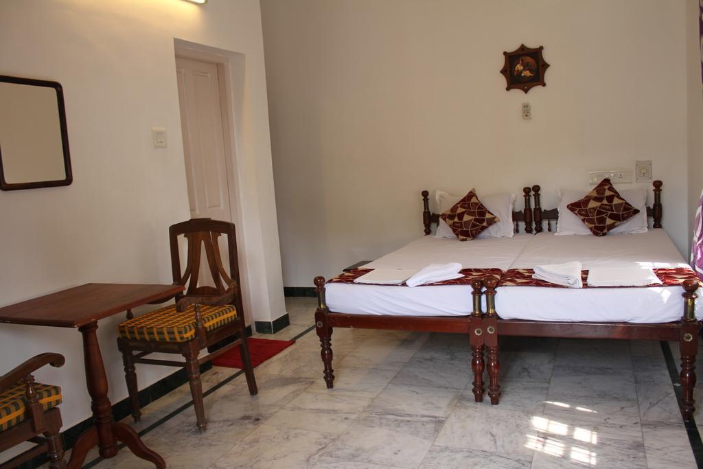 Hotel White Rose Коччи Экстерьер фото