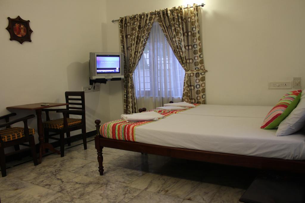 Hotel White Rose Коччи Экстерьер фото
