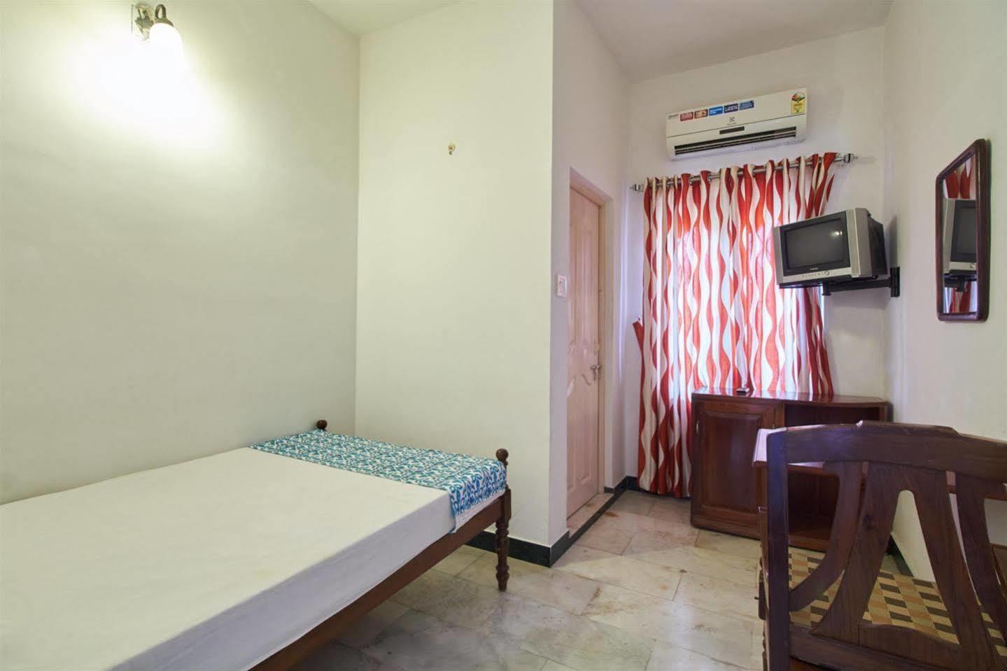 Hotel White Rose Коччи Экстерьер фото